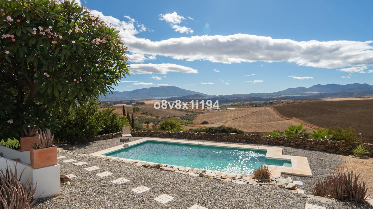Te koop Finca - Cortijo Costa Del Sol Cártama € 650.000,-