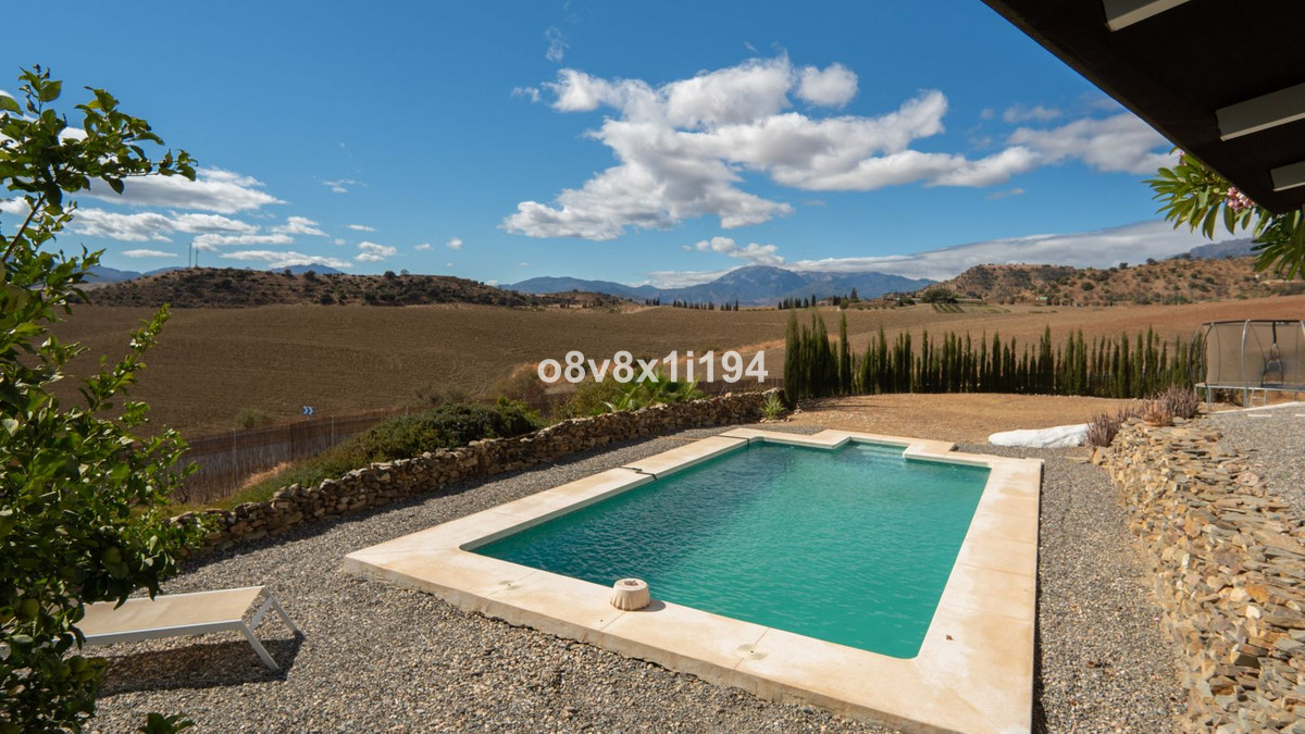 Te koop Finca - Cortijo Costa Del Sol Cártama € 650.000,-