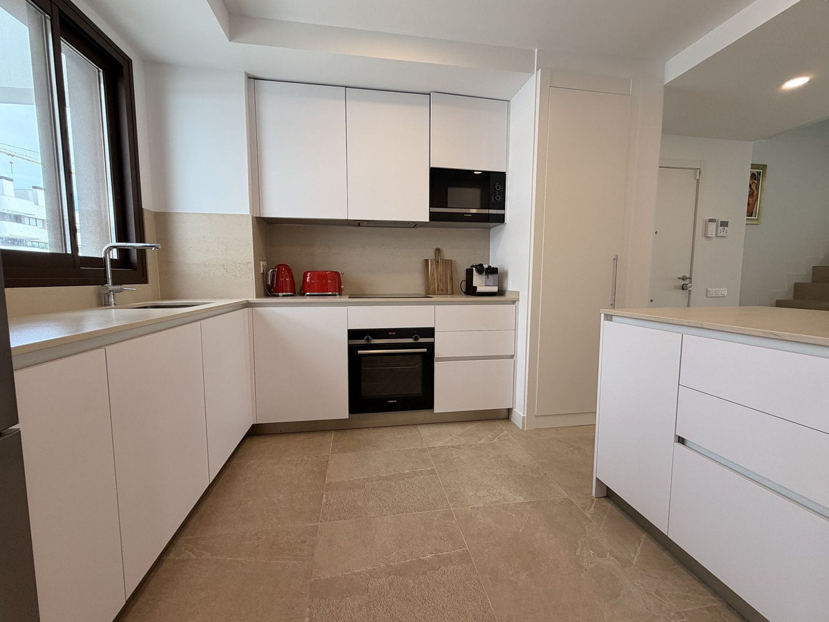 Te koop Penthouse Costa Del Sol Estepona € 899.000,-