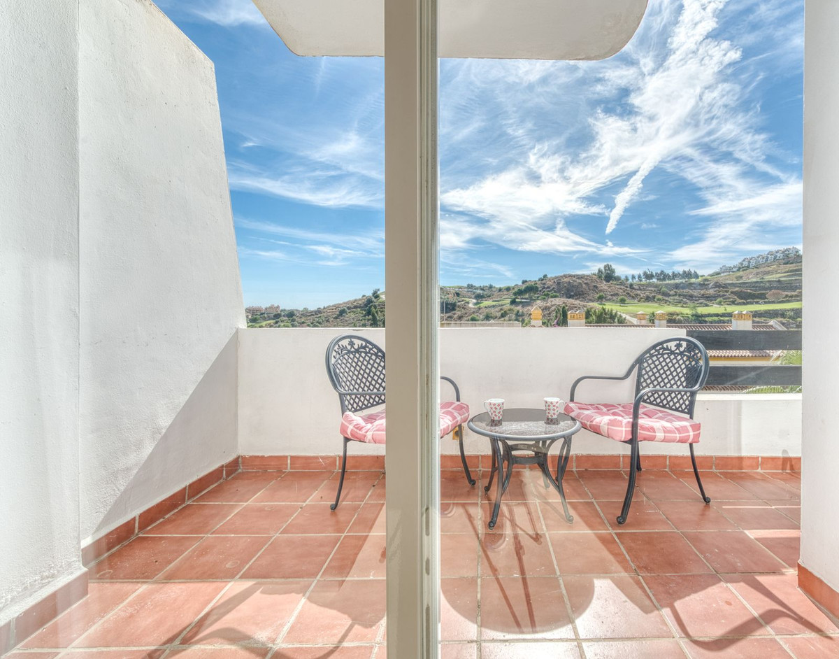 Te koop Middle Floor Apartment Costa Del Sol Calanova Golf € 280.000,-