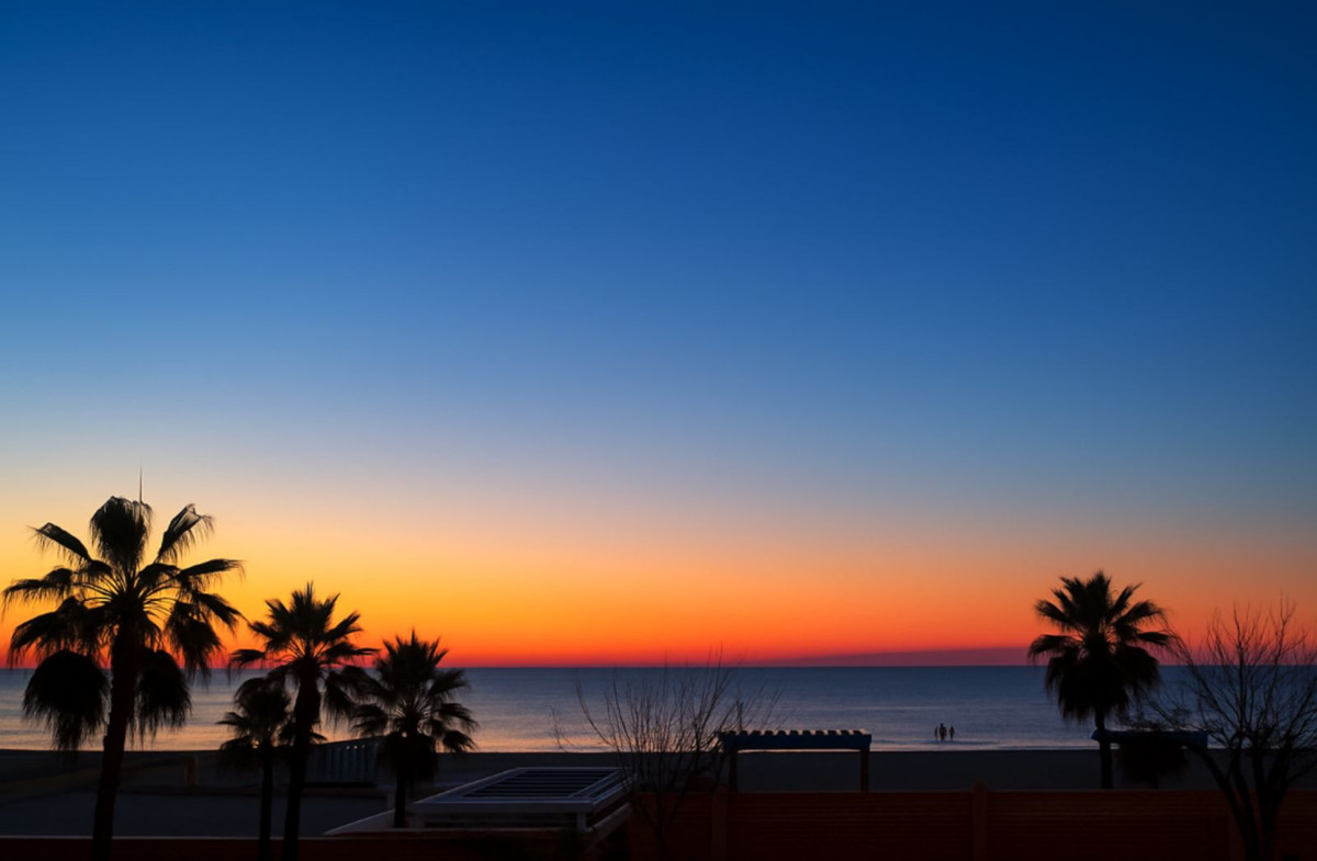 Te koop Middle Floor Apartment Costa Del Sol La Duquesa € 290.000,-