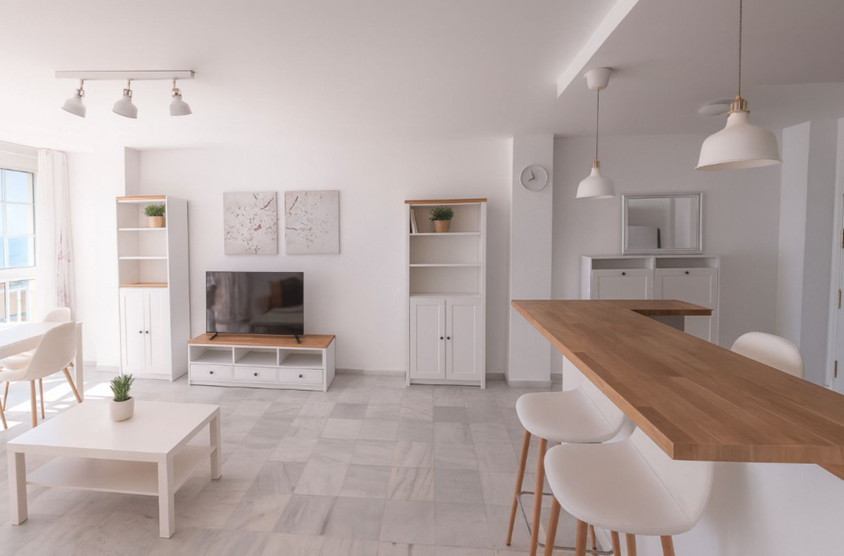 Te koop Middle Floor Apartment Costa Del Sol La Duquesa € 290.000,-