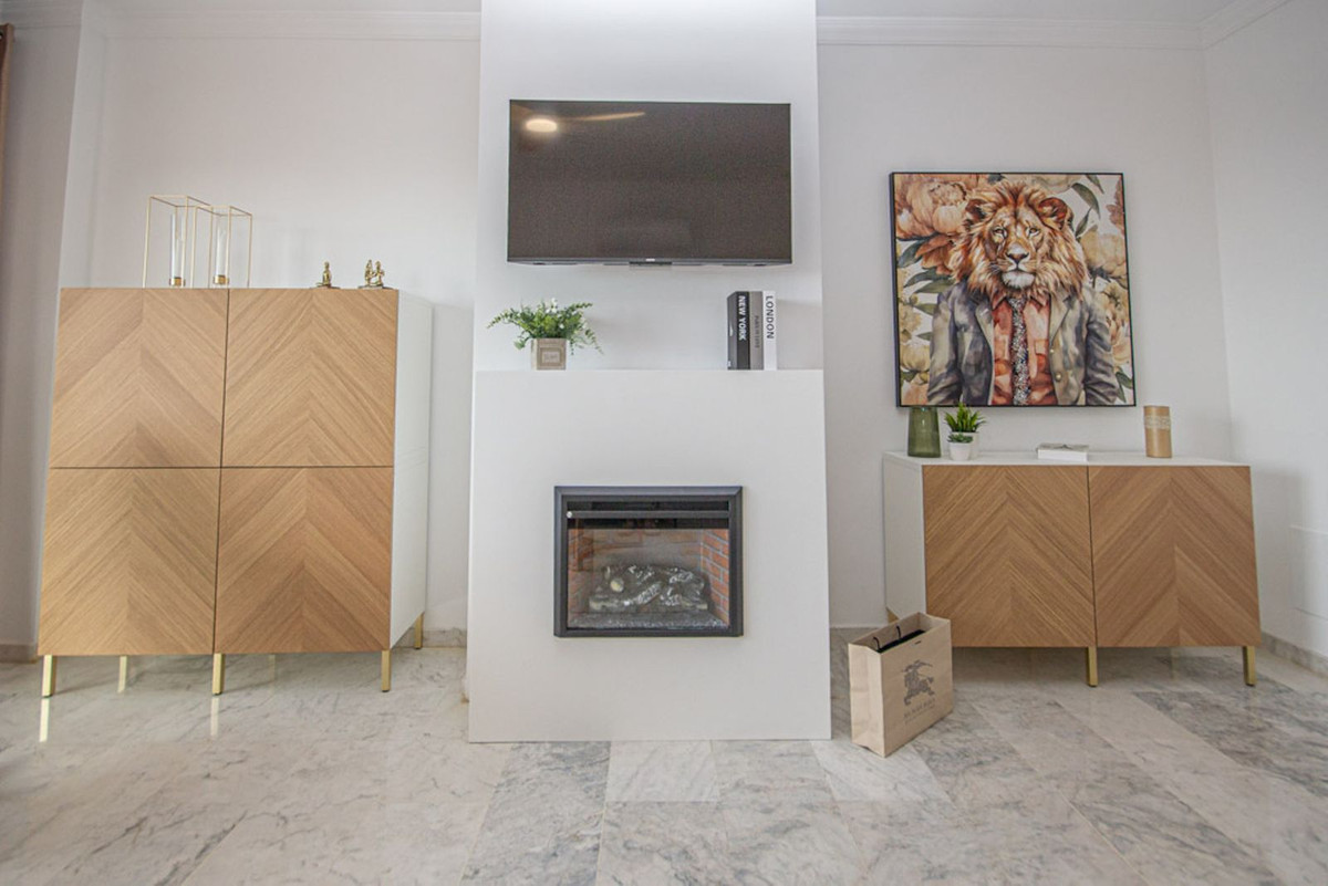 Te koop Middle Floor Apartment Costa Del Sol Calahonda € 499.000,-