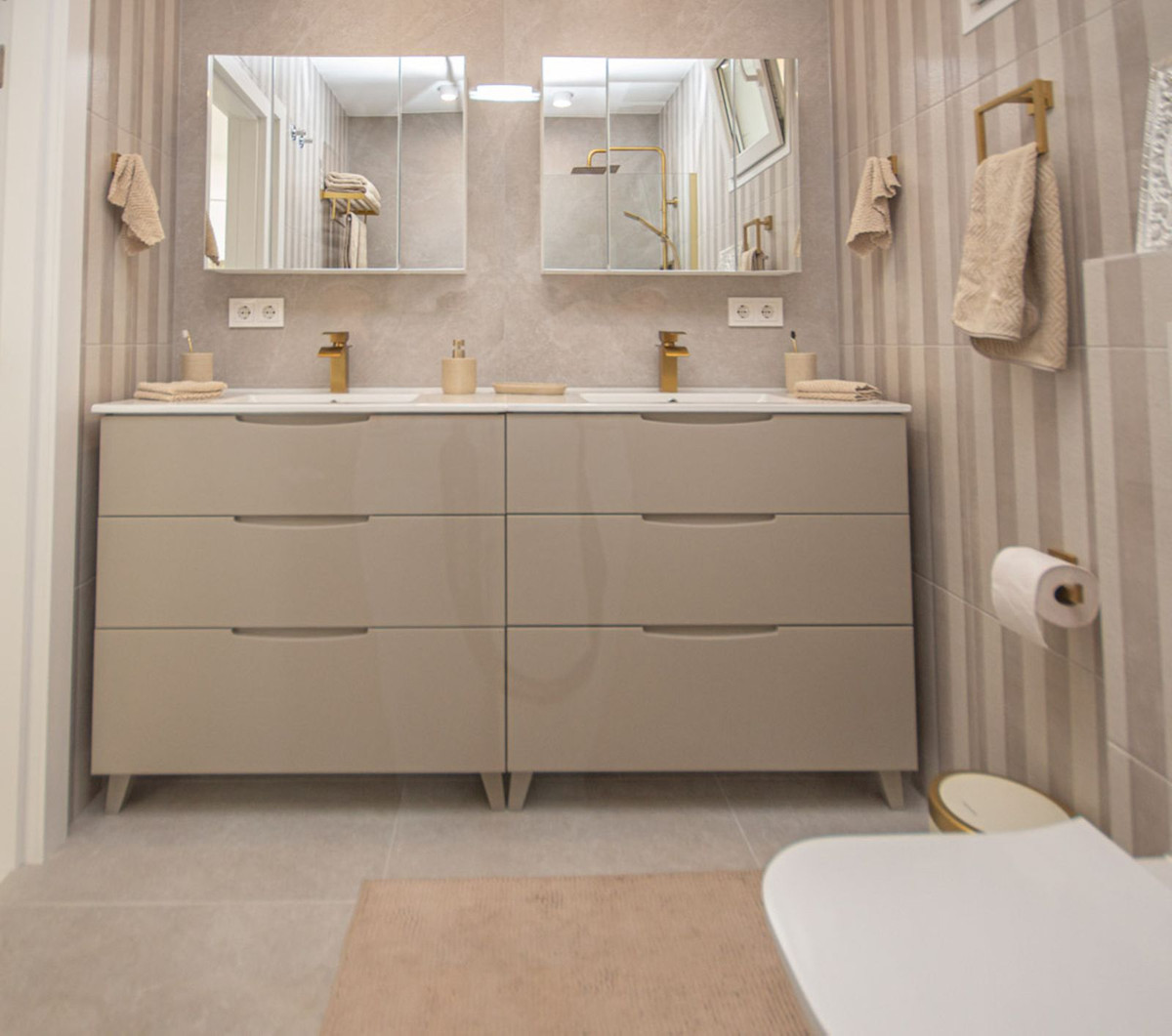 Te koop Middle Floor Apartment Costa Del Sol Calahonda € 499.000,-