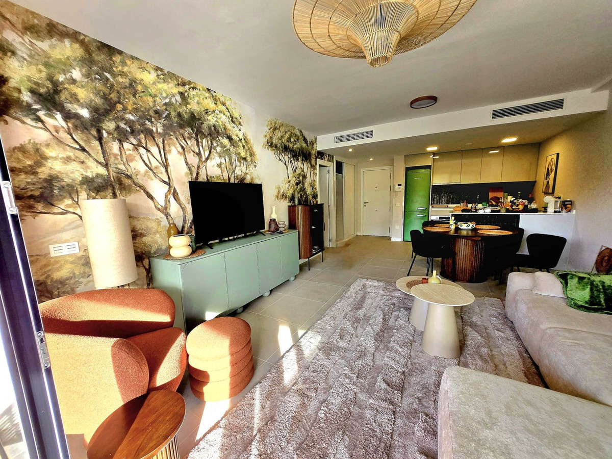 Te koop Middle Floor Apartment Costa Del Sol Mijas Costa € 425.000,-