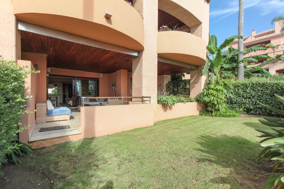 Te koop Gelijkvloers appartement Costa Del Sol Puerto Banús € 1.950.000,-