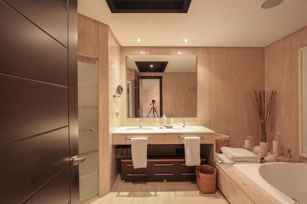 Te koop Gelijkvloers appartement Costa Del Sol Puerto Banús € 1.950.000,-