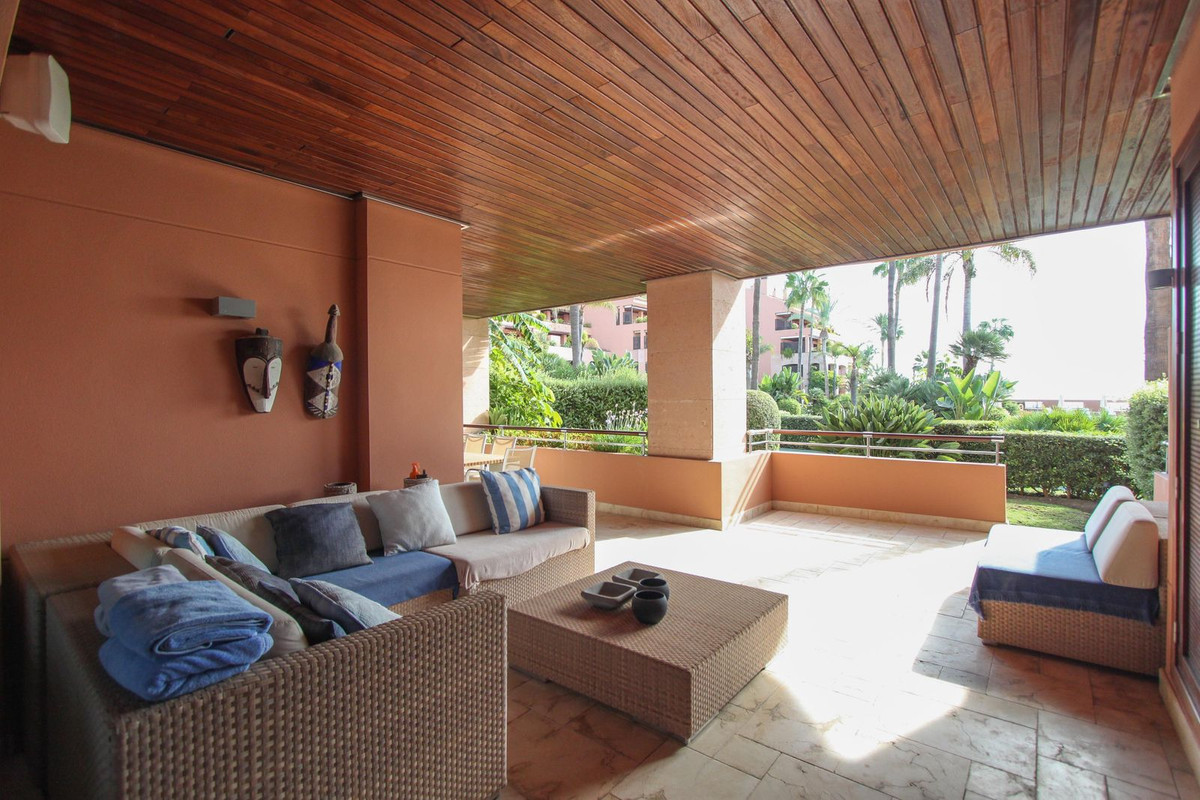 Te koop Gelijkvloers appartement Costa Del Sol Puerto Banús € 1.950.000,-