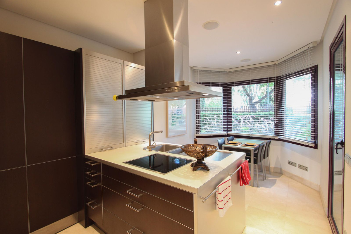 Te koop Gelijkvloers appartement Costa Del Sol Puerto Banús € 1.950.000,-