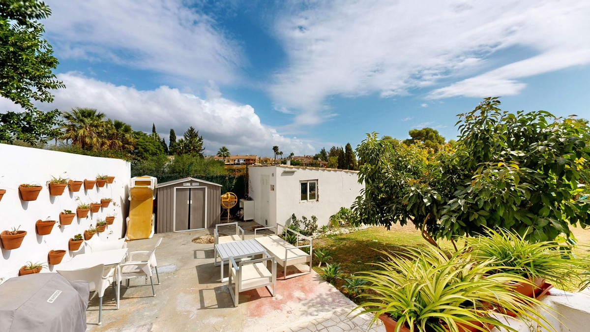 Te koop Vrijstaande Villa Costa Del Sol Guadalmina Alta € 2.650.000,-