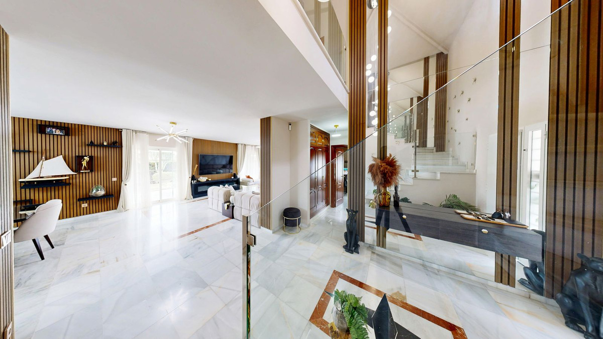 Te koop Vrijstaande Villa Costa Del Sol Guadalmina Alta € 2.650.000,-