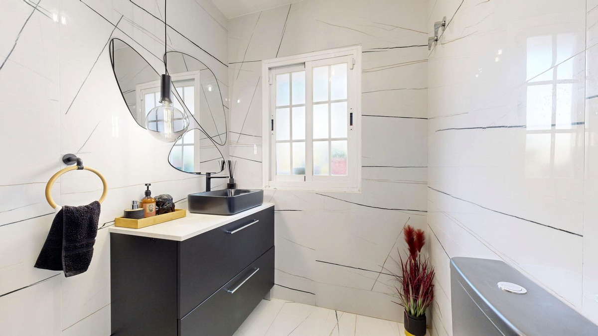 Te koop Vrijstaande Villa Costa Del Sol Guadalmina Alta € 2.650.000,-