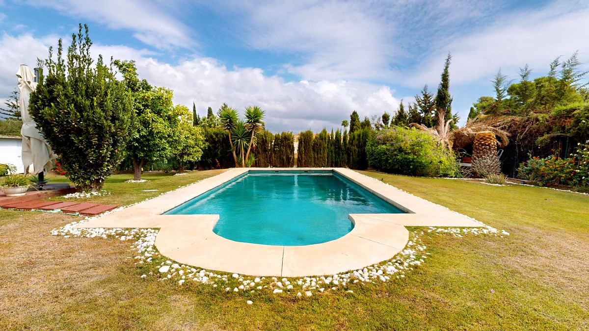 Te koop Vrijstaande Villa Costa Del Sol Guadalmina Alta € 2.650.000,-