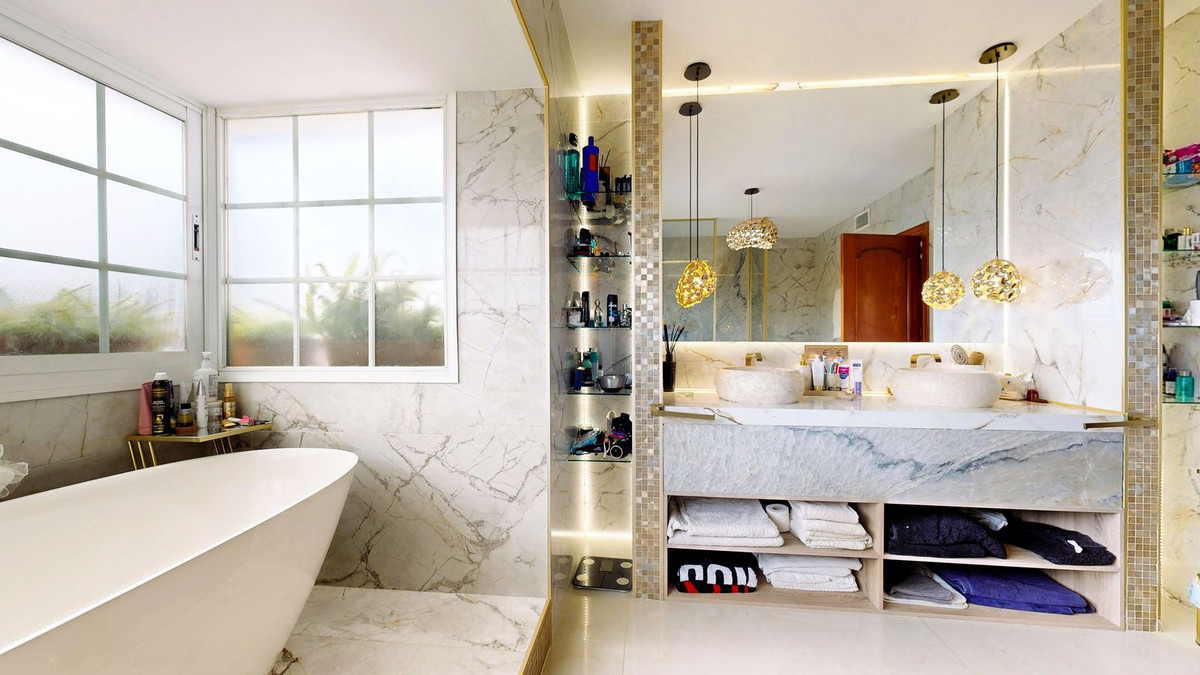 Te koop Vrijstaande Villa Costa Del Sol Guadalmina Alta € 2.650.000,-