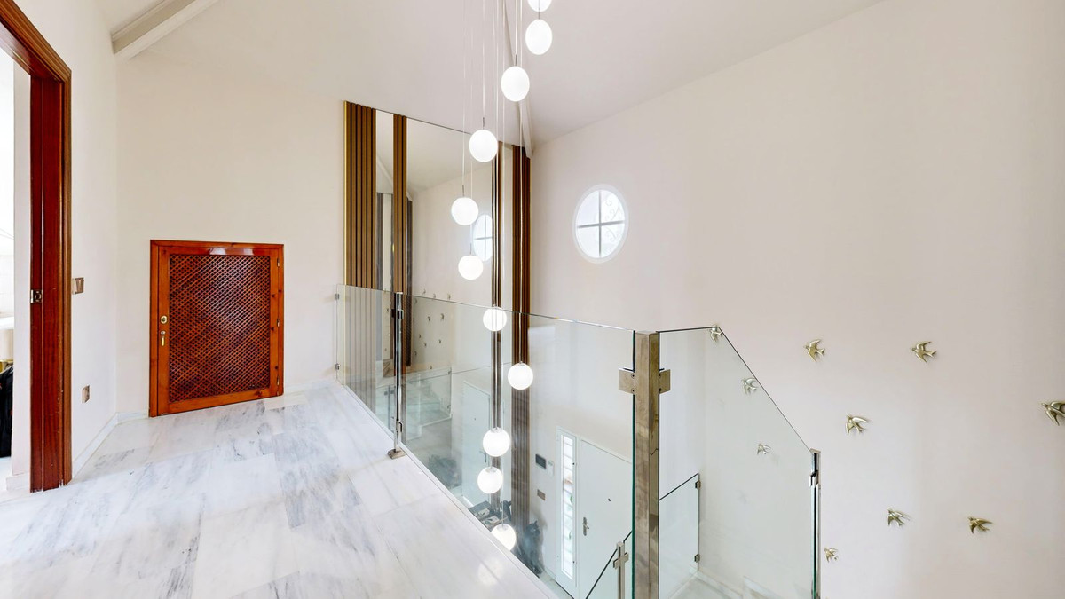 Te koop Vrijstaande Villa Costa Del Sol Guadalmina Alta € 2.650.000,-