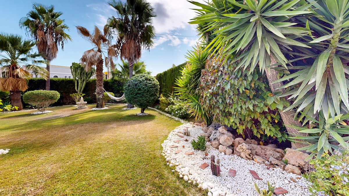 Te koop Vrijstaande Villa Costa Del Sol Guadalmina Alta € 2.650.000,-