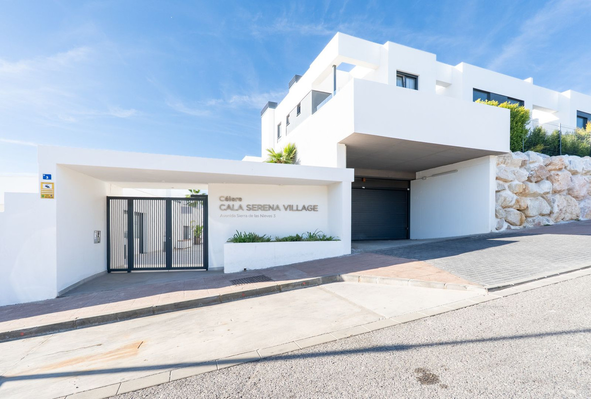 Te koop Herenhuis Costa Del Sol La Cala De Mijas € 899.000,-