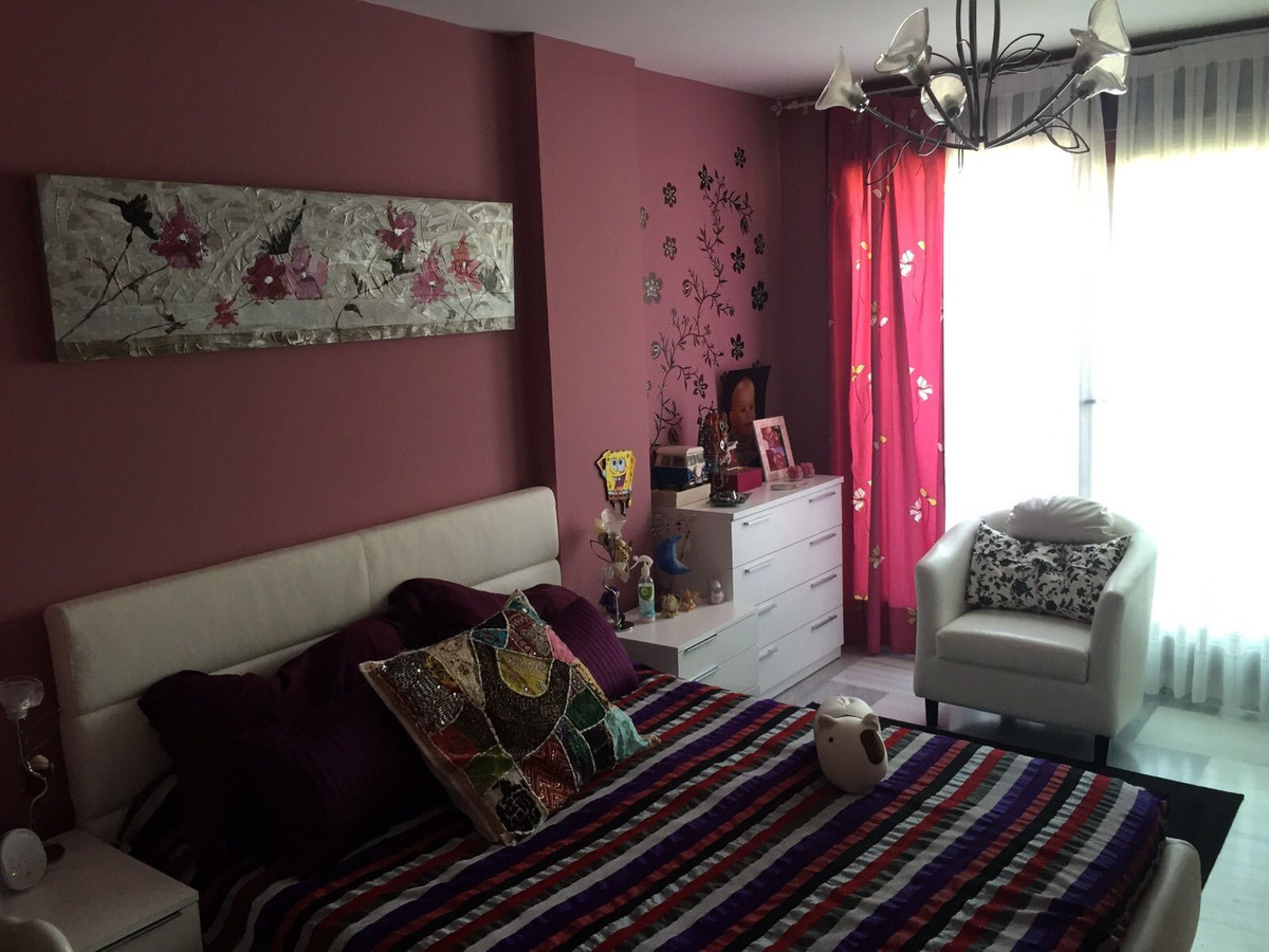 Te koop Middle Floor Apartment Costa Del Sol Benahavís € 370.000,-