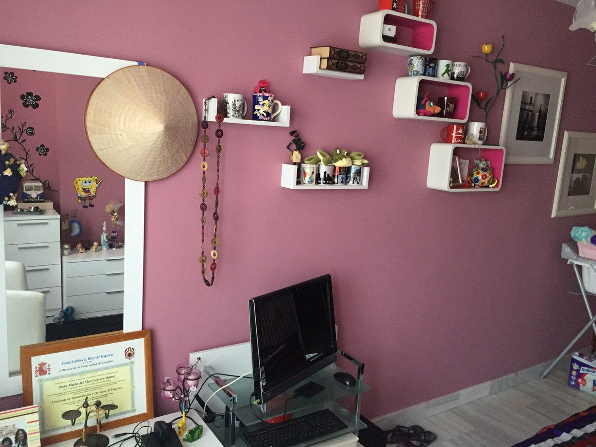 Te koop Middle Floor Apartment Costa Del Sol Benahavís € 370.000,-