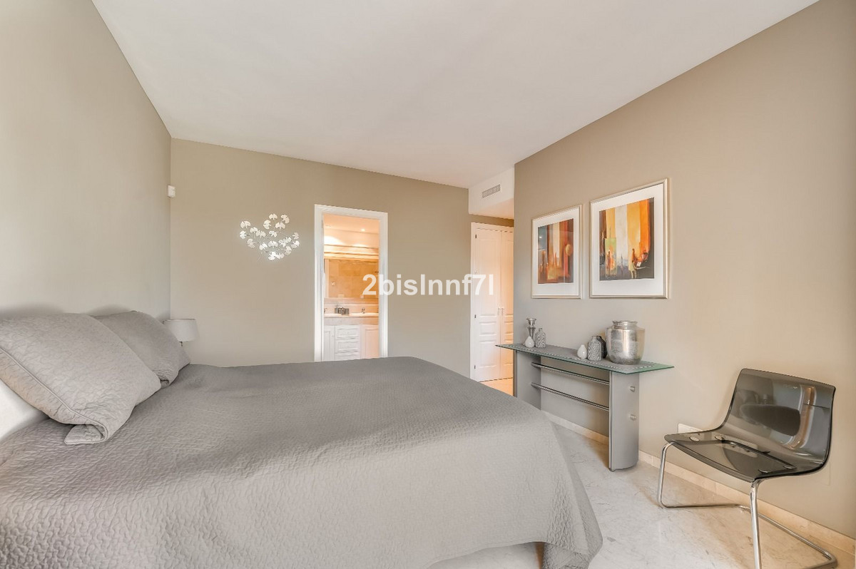 Te koop Gelijkvloers appartement Costa Del Sol Elviria € 585.000,-