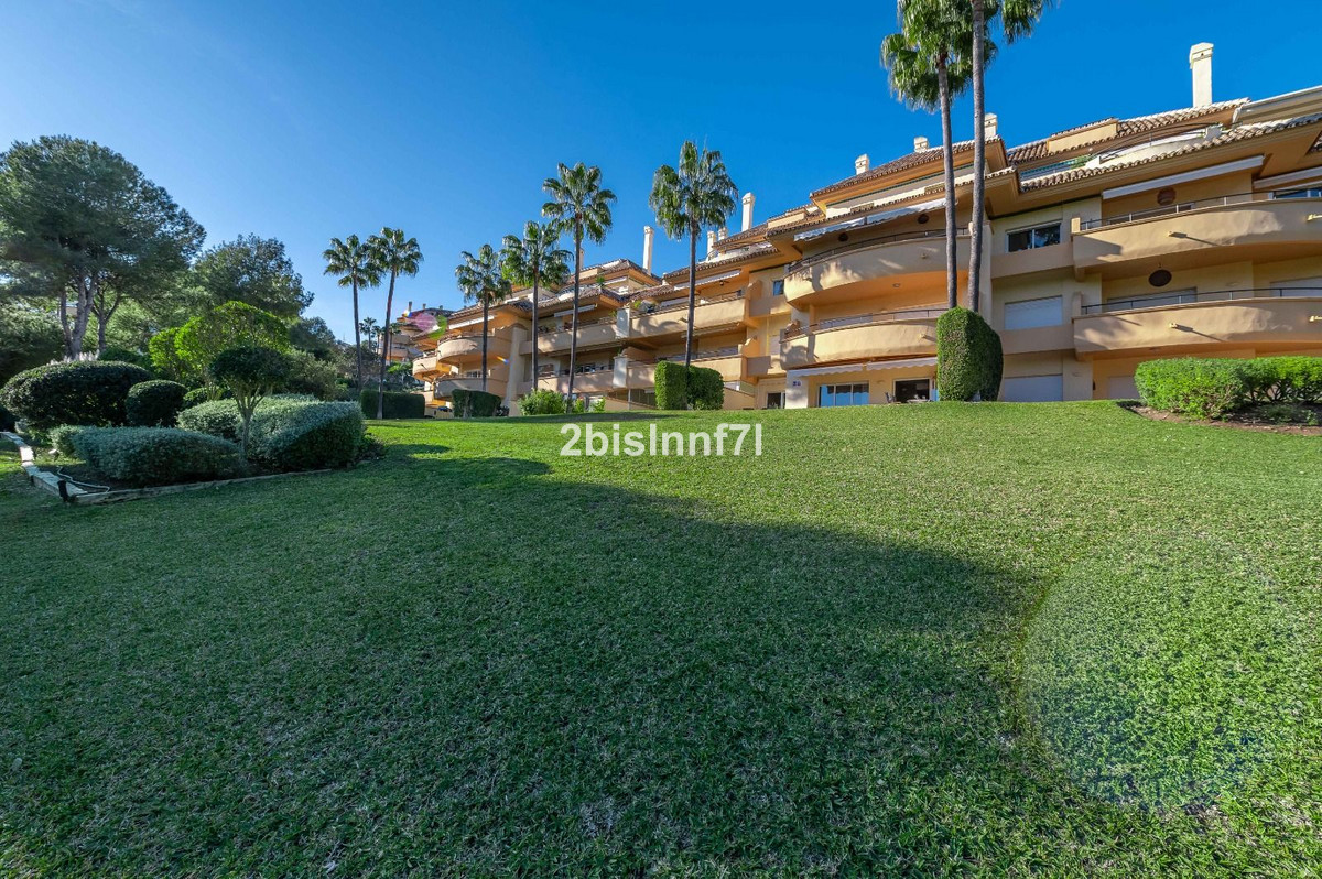 Te koop Gelijkvloers appartement Costa Del Sol Elviria € 585.000,-