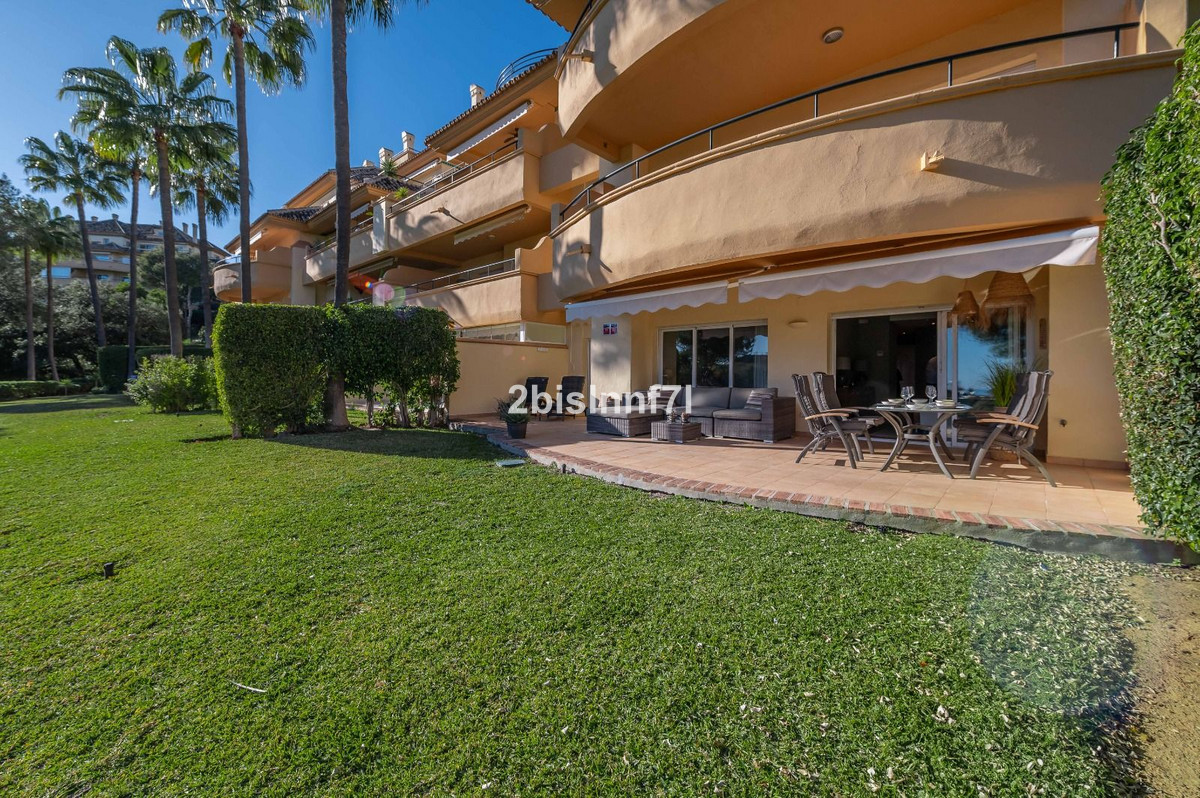 Te koop Gelijkvloers appartement Costa Del Sol Elviria € 585.000,-