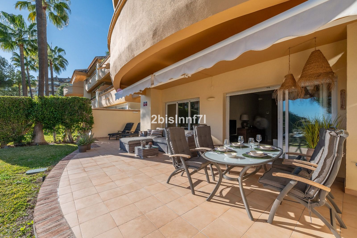 Te koop Gelijkvloers appartement Costa Del Sol Elviria € 585.000,-