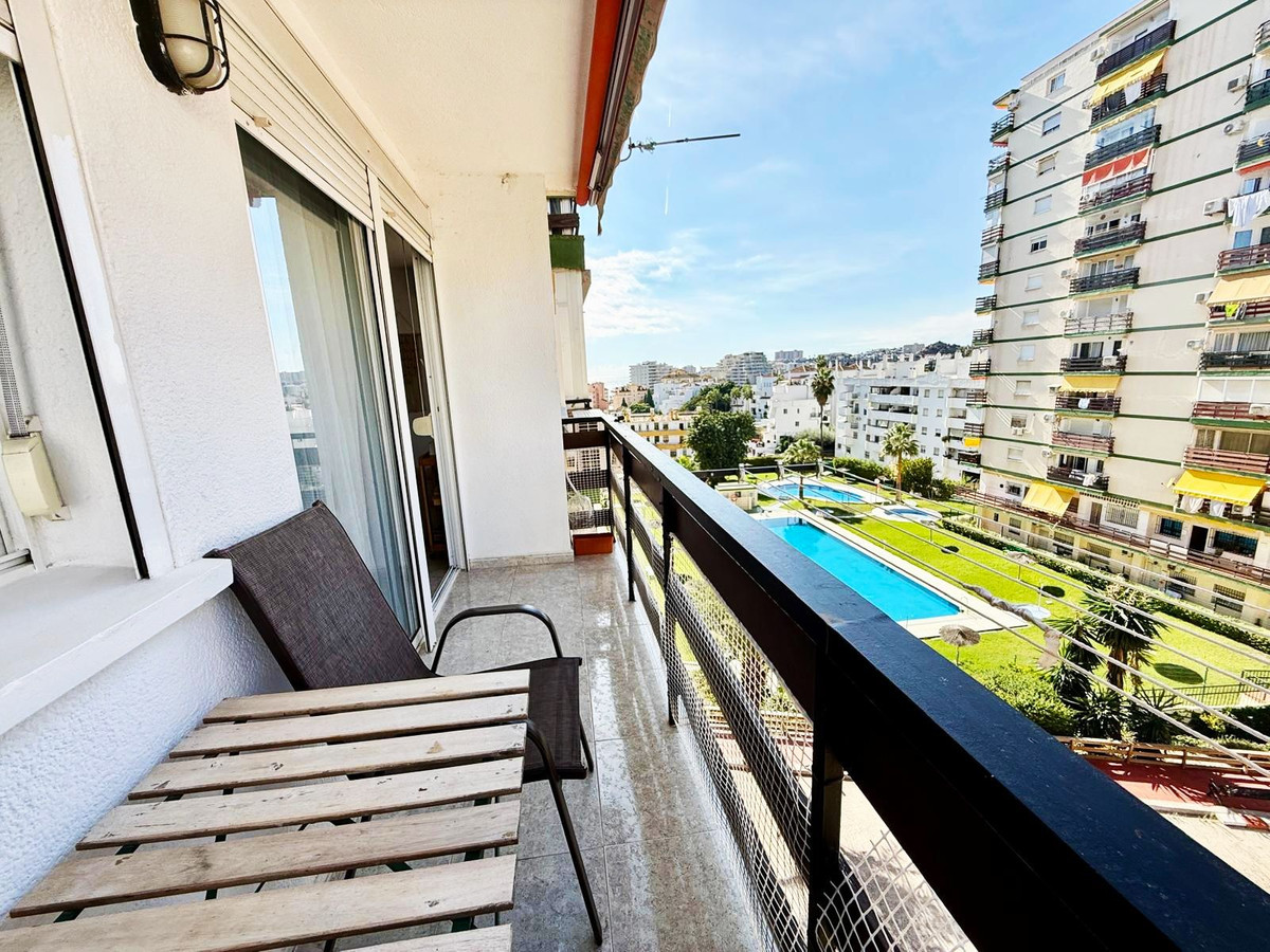 Te koop Middle Floor Apartment Costa Del Sol Benalmadena Costa € 235.000,-