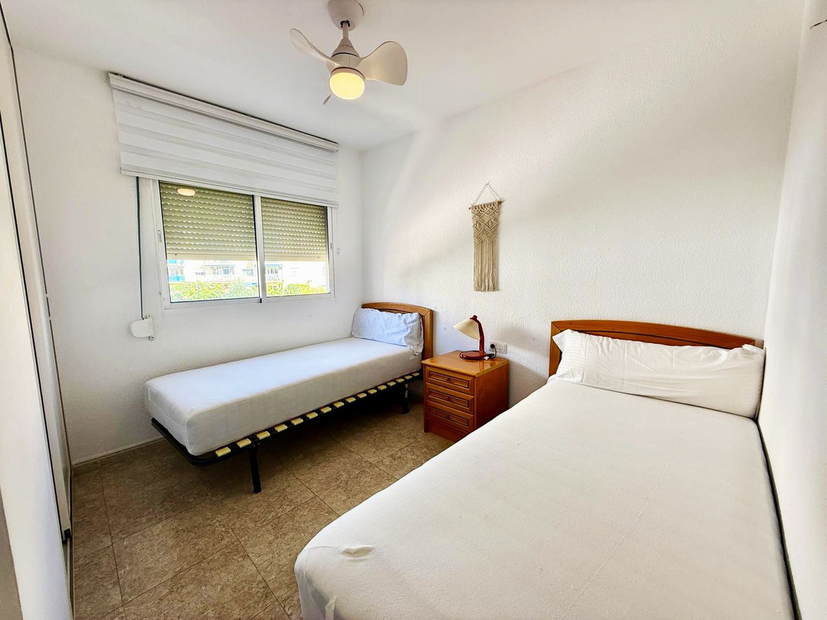 Te koop Middle Floor Apartment Costa Del Sol Benalmadena Costa € 235.000,-