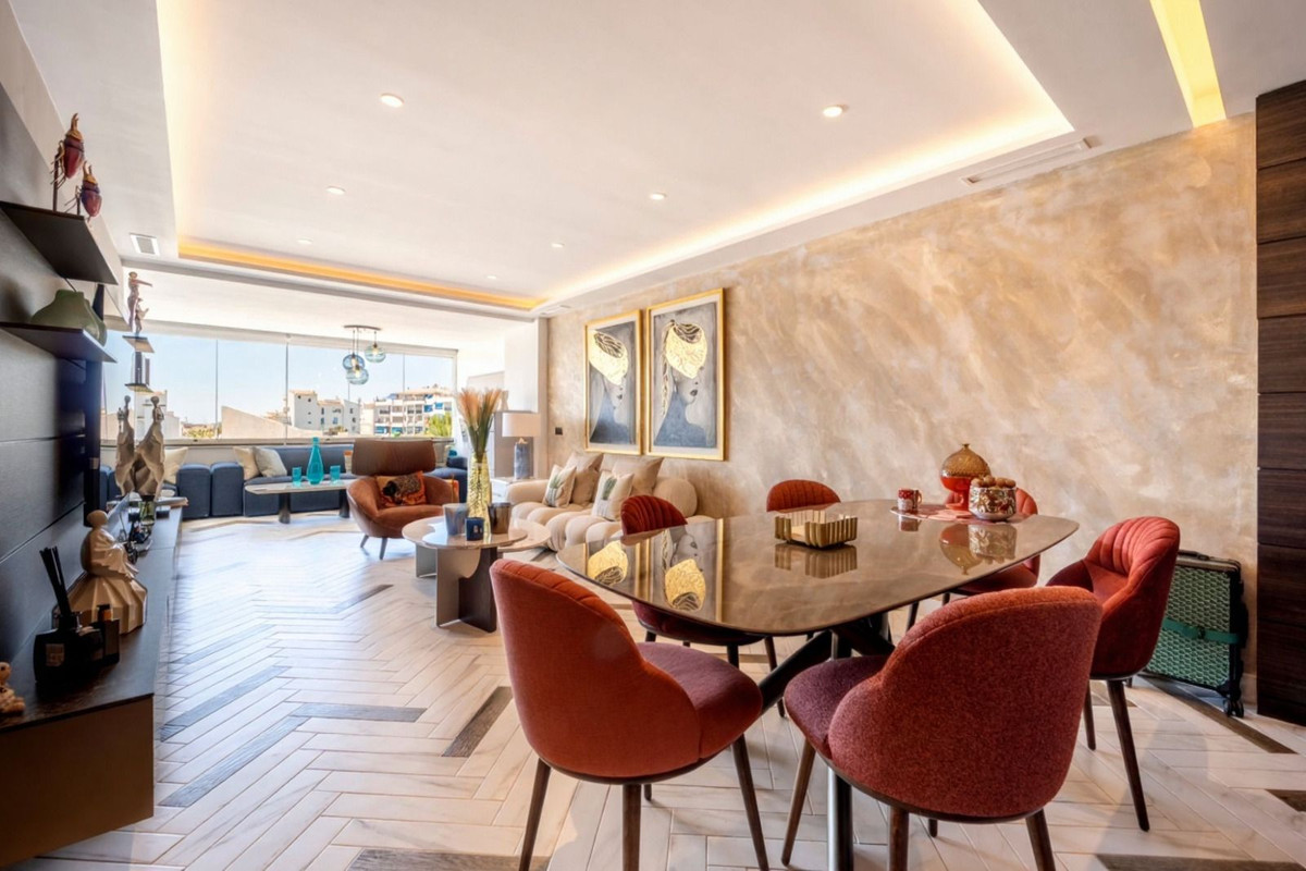 Te koop Middle Floor Apartment Costa Del Sol Puerto Banús € 1.200.000,-