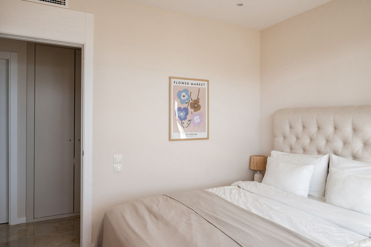 Te koop Middle Floor Apartment Costa Del Sol Altos De Los Monteros € 569.000,-