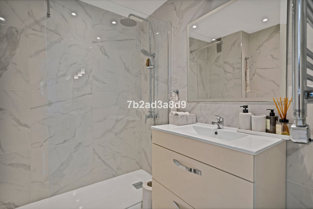 Te koop Bovenwoning Costa Del Sol Riviera Del Sol € 320.000,-