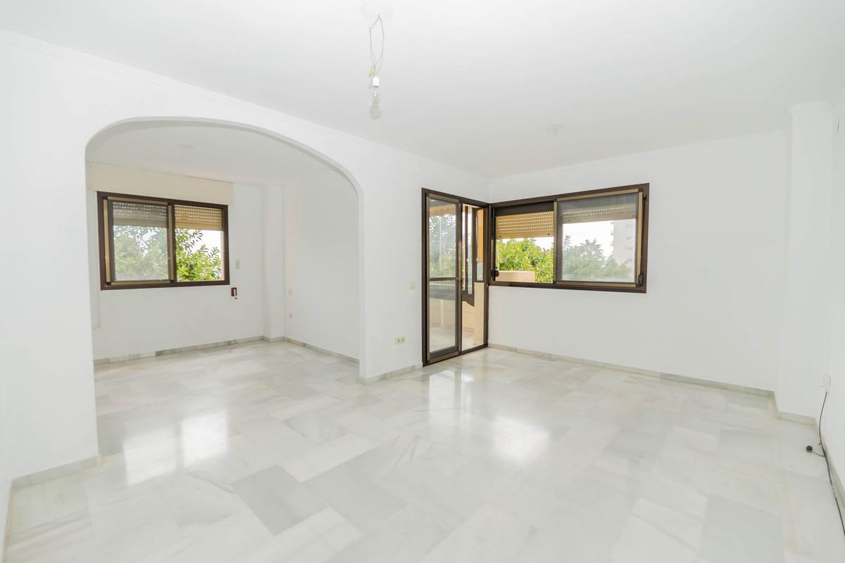 Te koop Middle Floor Apartment Costa Del Sol Torremolinos € 980.000,-