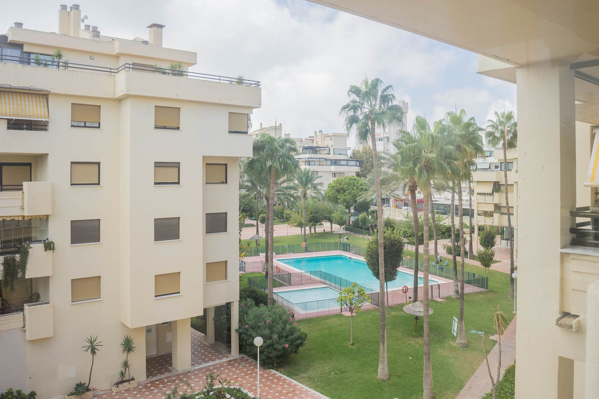 Te koop Middle Floor Apartment Costa Del Sol Torremolinos € 980.000,-