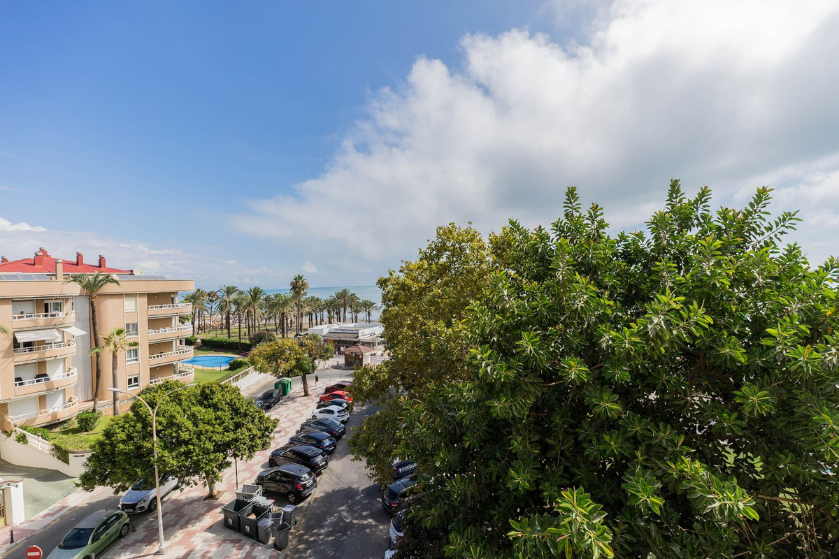 Te koop Middle Floor Apartment Costa Del Sol Torremolinos € 980.000,-