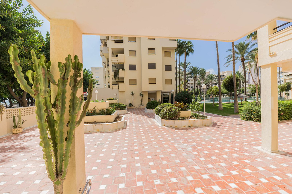Te koop Middle Floor Apartment Costa Del Sol Torremolinos € 980.000,-