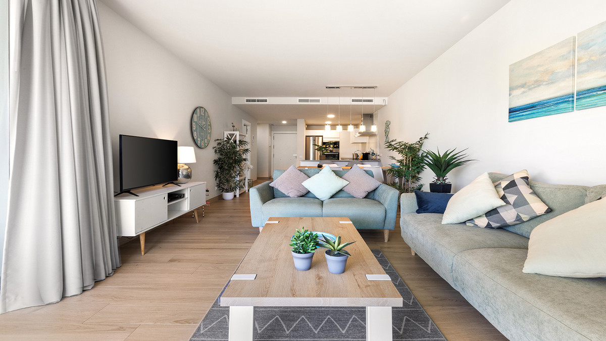 Te koop Middle Floor Apartment Costa Del Sol Casares € 389.000,-