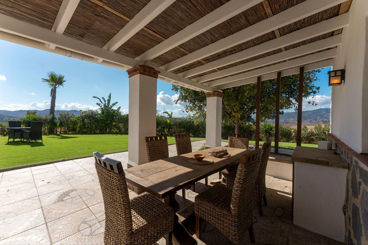 Te koop Vrijstaande Villa Costa Del Sol Alora € 449.000,-