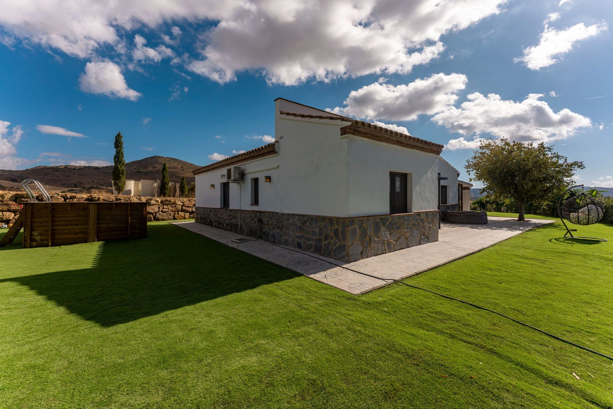 Te koop Vrijstaande Villa Costa Del Sol Alora € 449.000,-