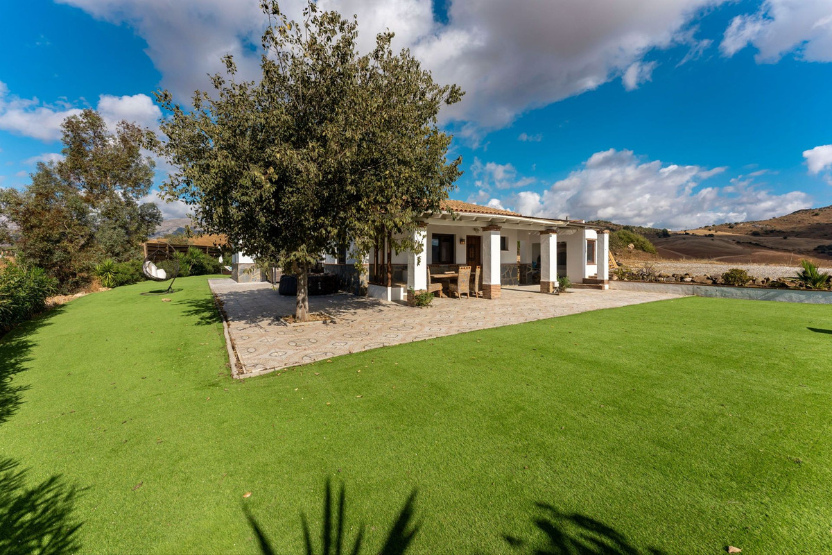 Te koop Vrijstaande Villa Costa Del Sol Alora € 449.000,-