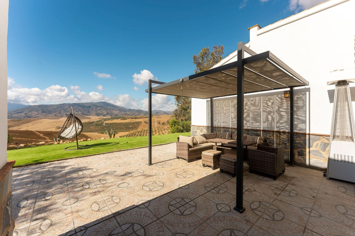 Te koop Vrijstaande Villa Costa Del Sol Alora € 449.000,-