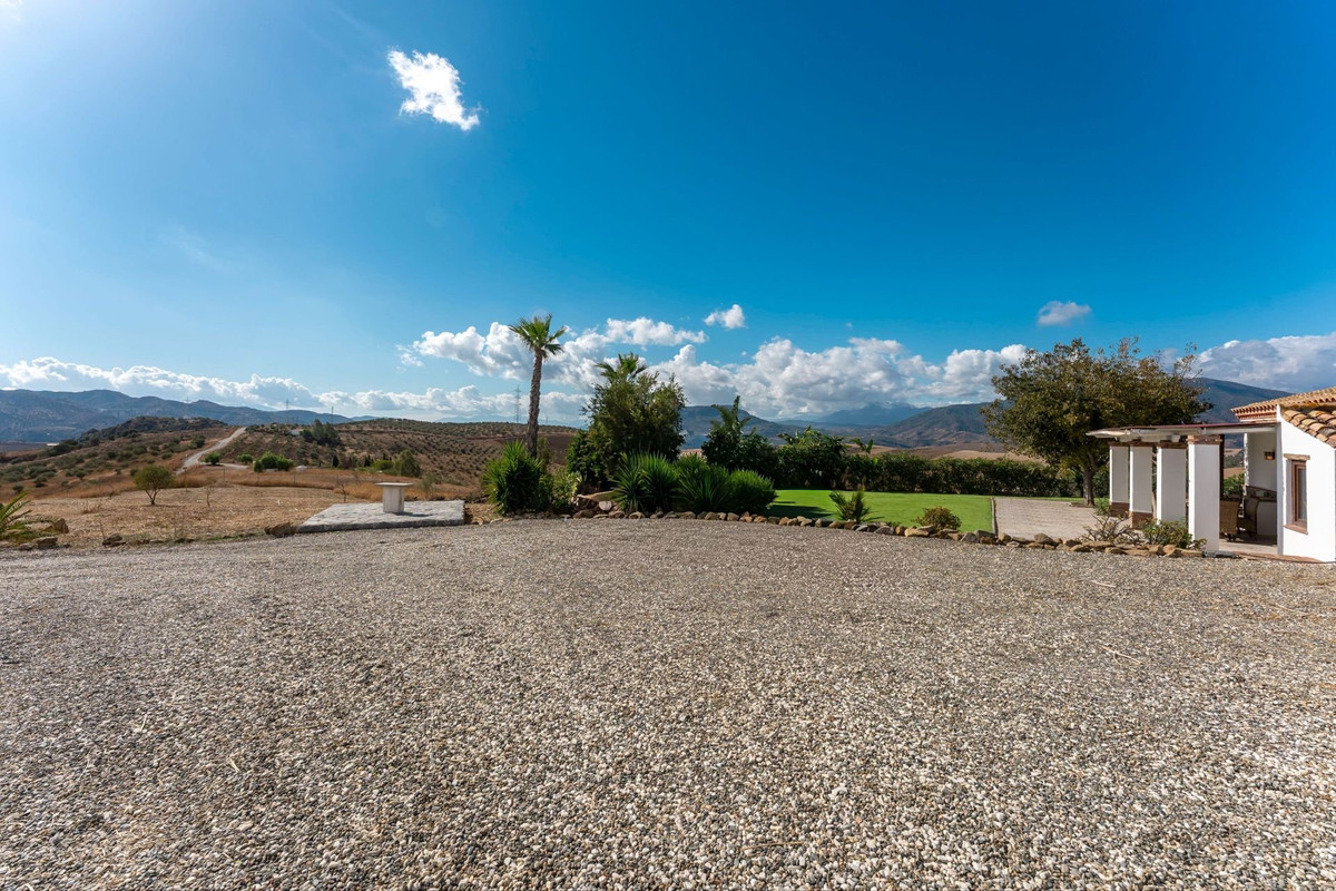 Te koop Vrijstaande Villa Costa Del Sol Alora € 449.000,-