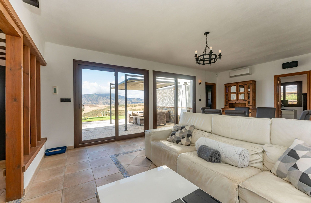 Te koop Vrijstaande Villa Costa Del Sol Alora € 449.000,-