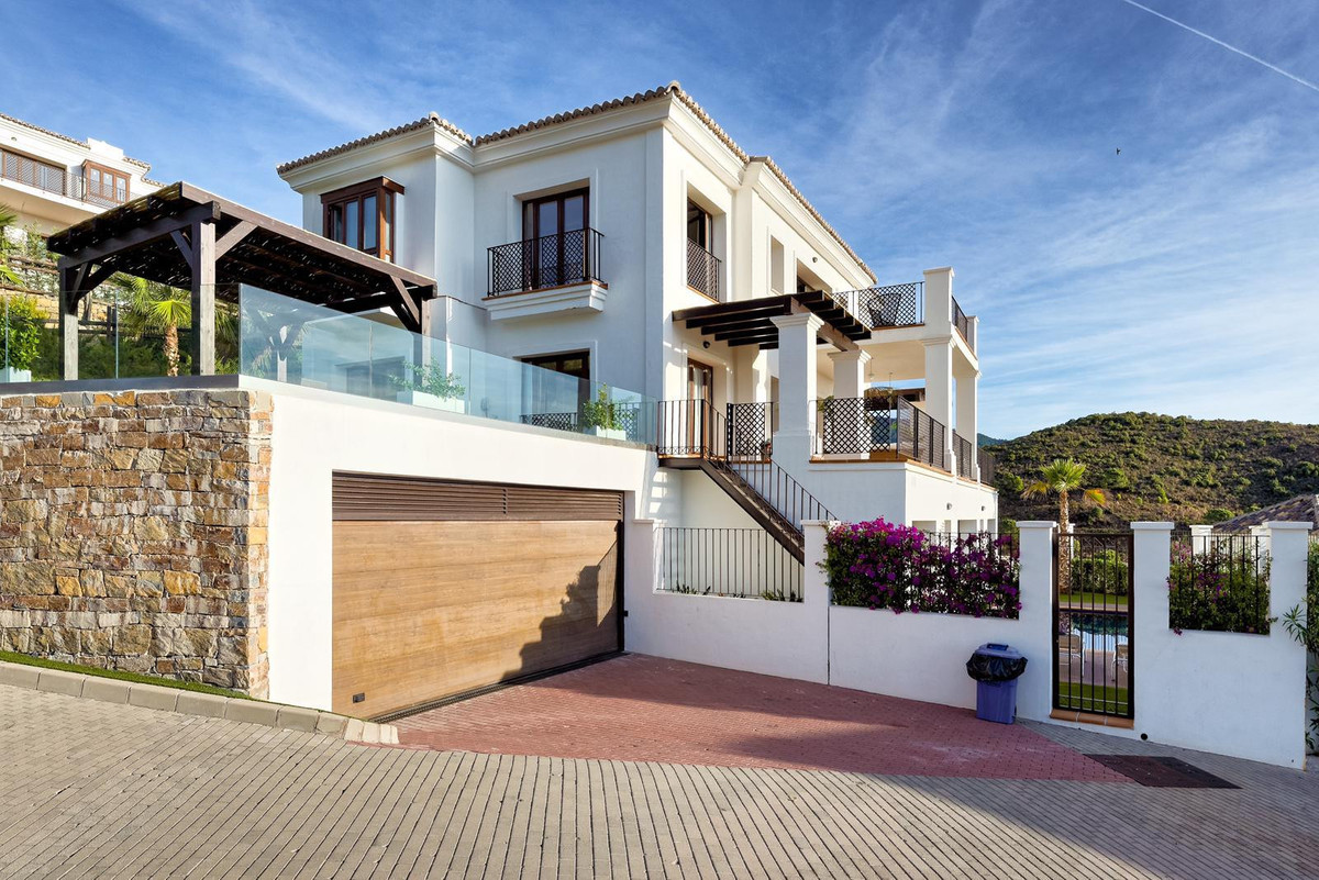 Te koop Vrijstaande Villa Costa Del Sol Benahavís € 2.295.000,-