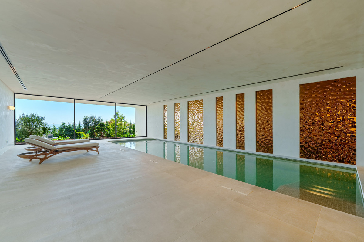 Te koop Vrijstaande Villa Costa Del Sol Benahavís € 21.500.000,-