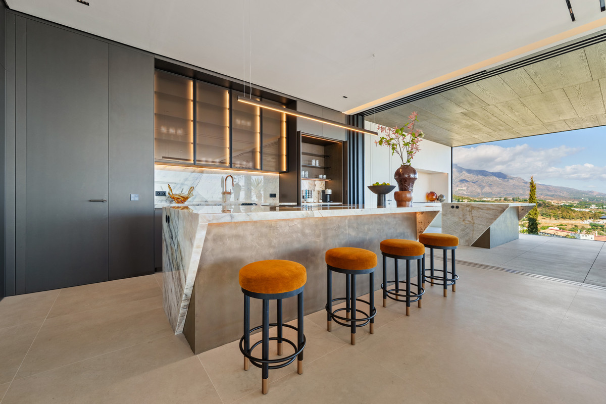 Te koop Vrijstaande Villa Costa Del Sol Benahavís € 21.500.000,-