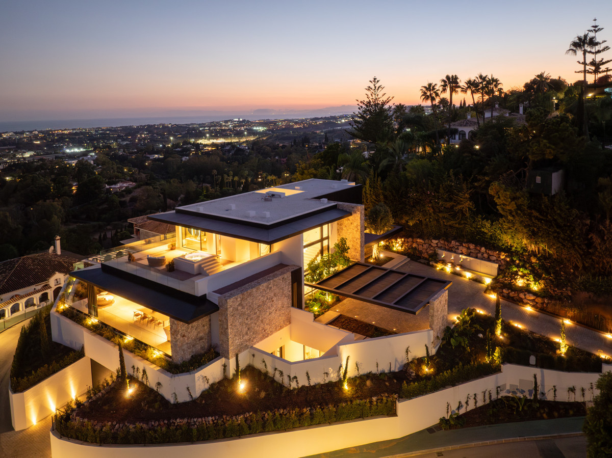 Te koop Vrijstaande Villa Costa Del Sol Benahavís € 21.500.000,-