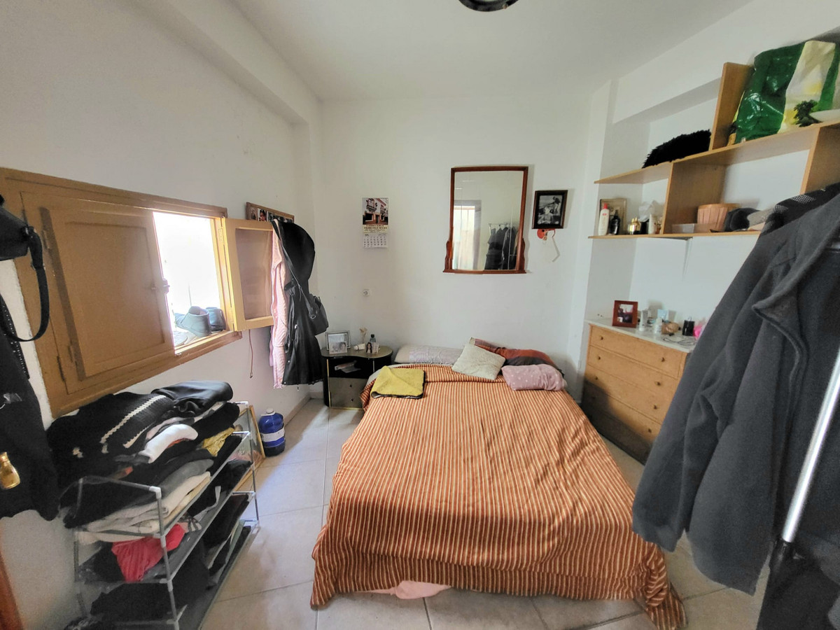 Te koop Vrijstaande Villa Costa Del Sol Estepona € 300.000,-