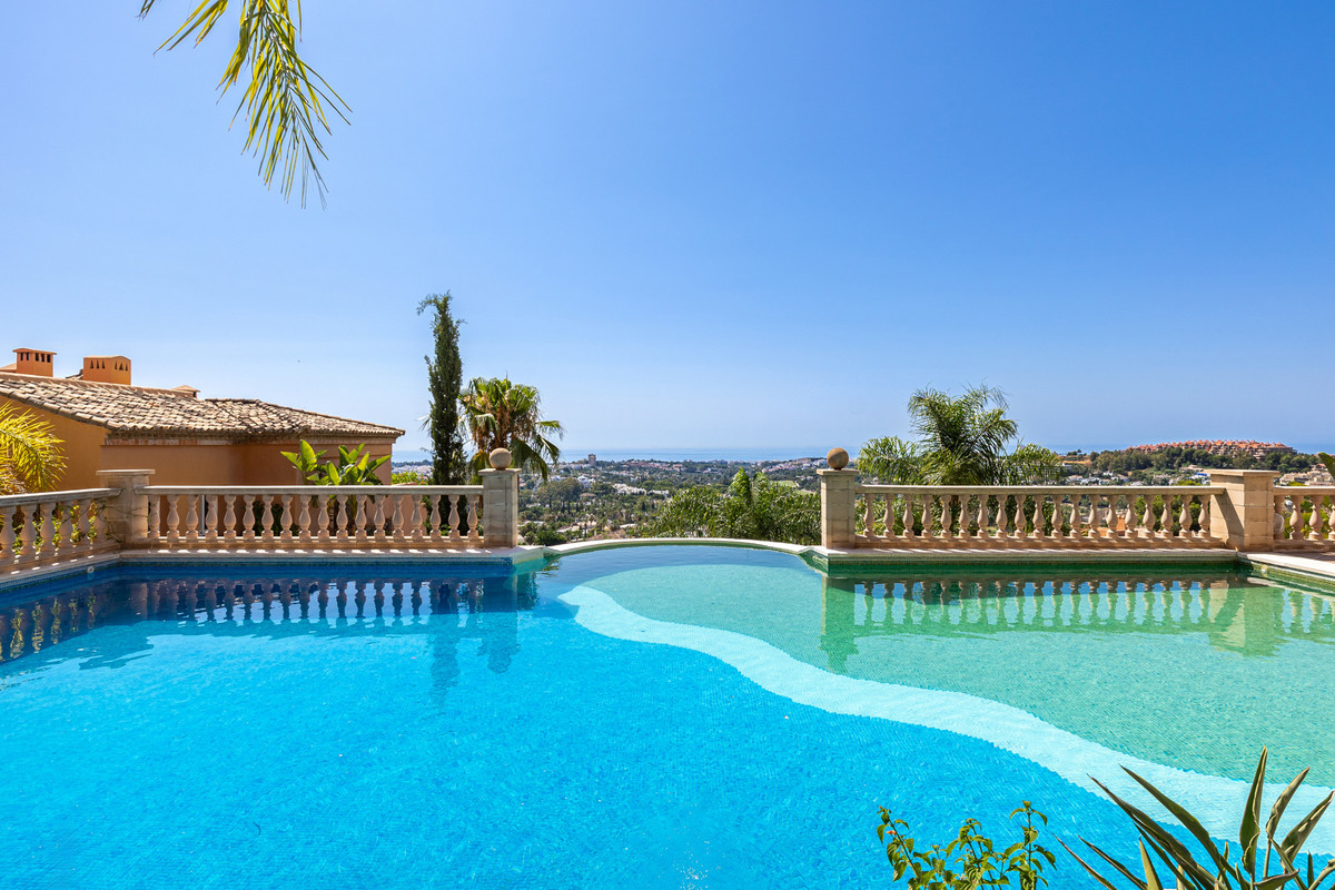 Te koop Penthouse Costa Del Sol Nueva Andalucía € 1.145.000,-