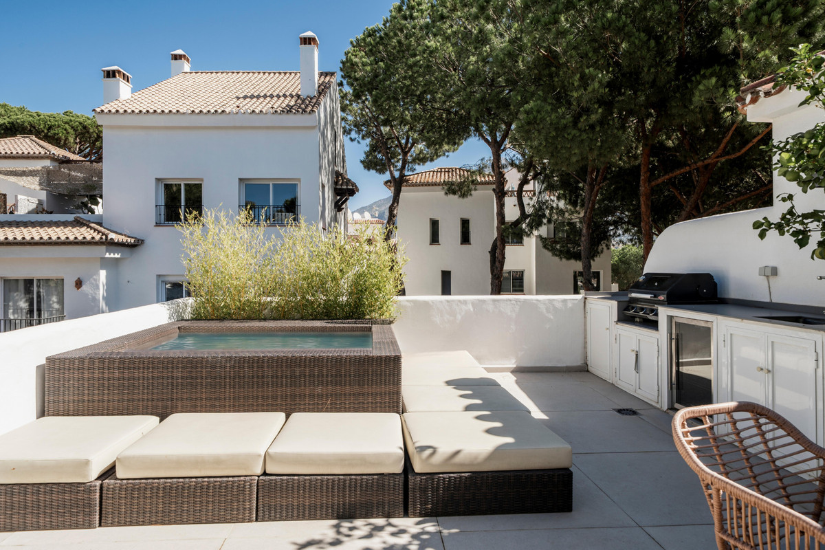 Te koop Duplexwoning Costa Del Sol Nueva Andalucía € 765.000,-